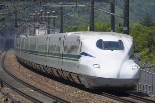 新幹線のぞみの停車駅である「小倉駅」から徒歩圏内にある充実した会場・施設